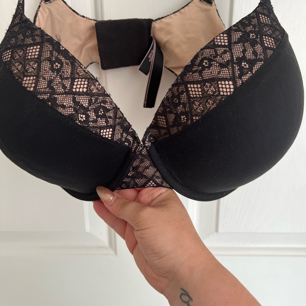 Victoria’s Secret Black Lace Bra